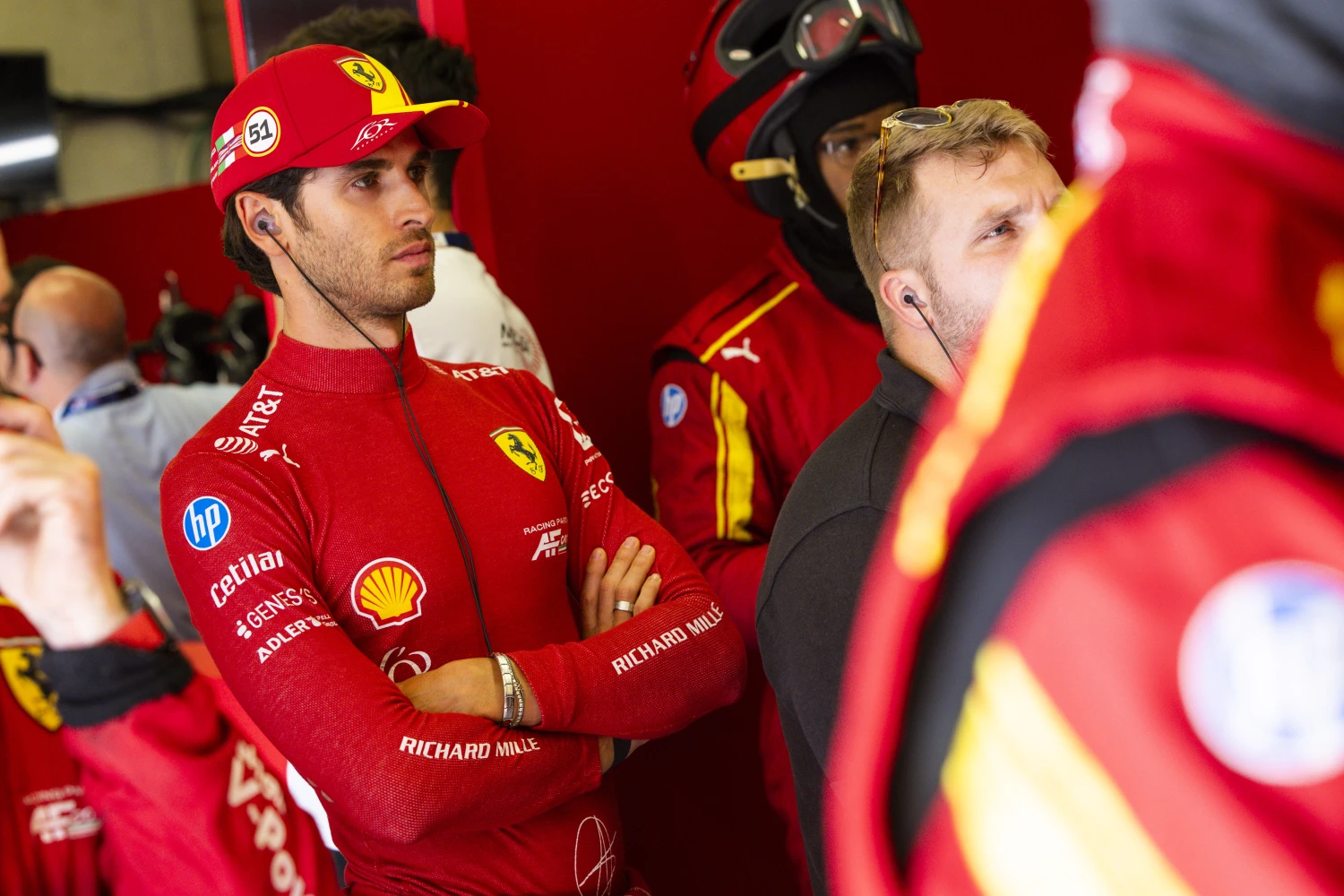 Antonio Giovinazzi extends his contract with Ferrari