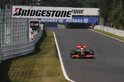 09f1-15-JapanGP-sat-01