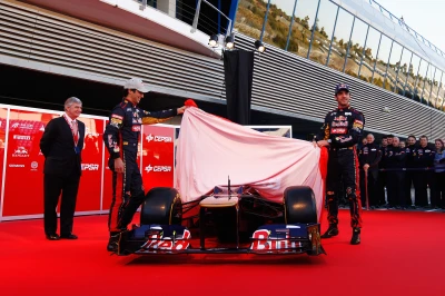138346587KR015_Scuderia_Tor