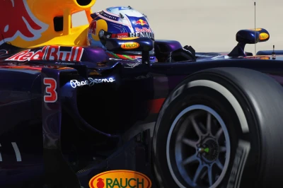 469760303XX00014_F1_Testing