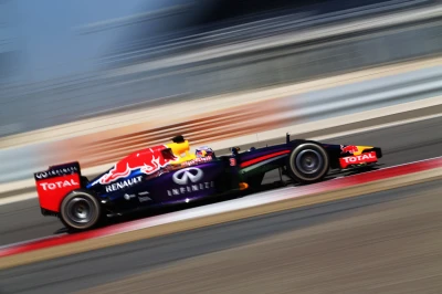 469760303XX00043_F1_Testing
