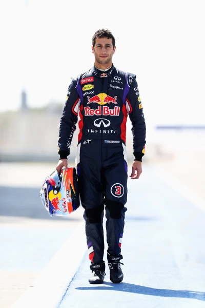 469760375XX00063_F1_Testing