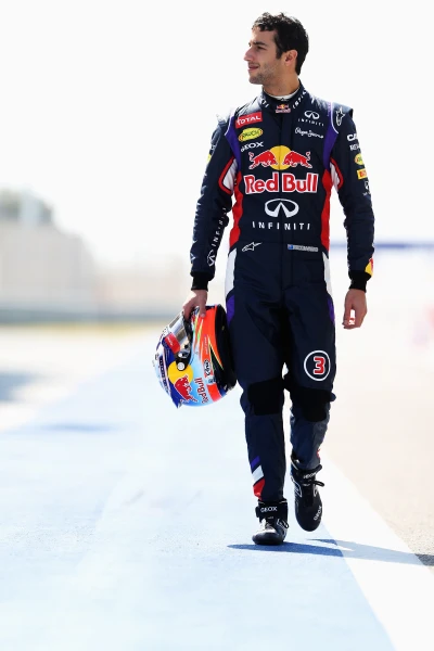 469760375XX00060_F1_Testing