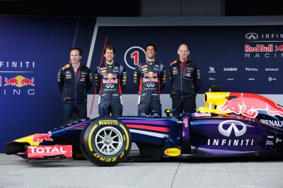 464824711XX00009_Red_Bull_R