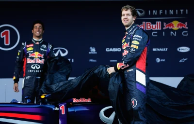 464824711XX00007_Red_Bull_R