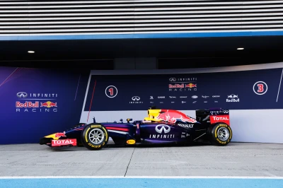464824711XX00031_Red_Bull_R