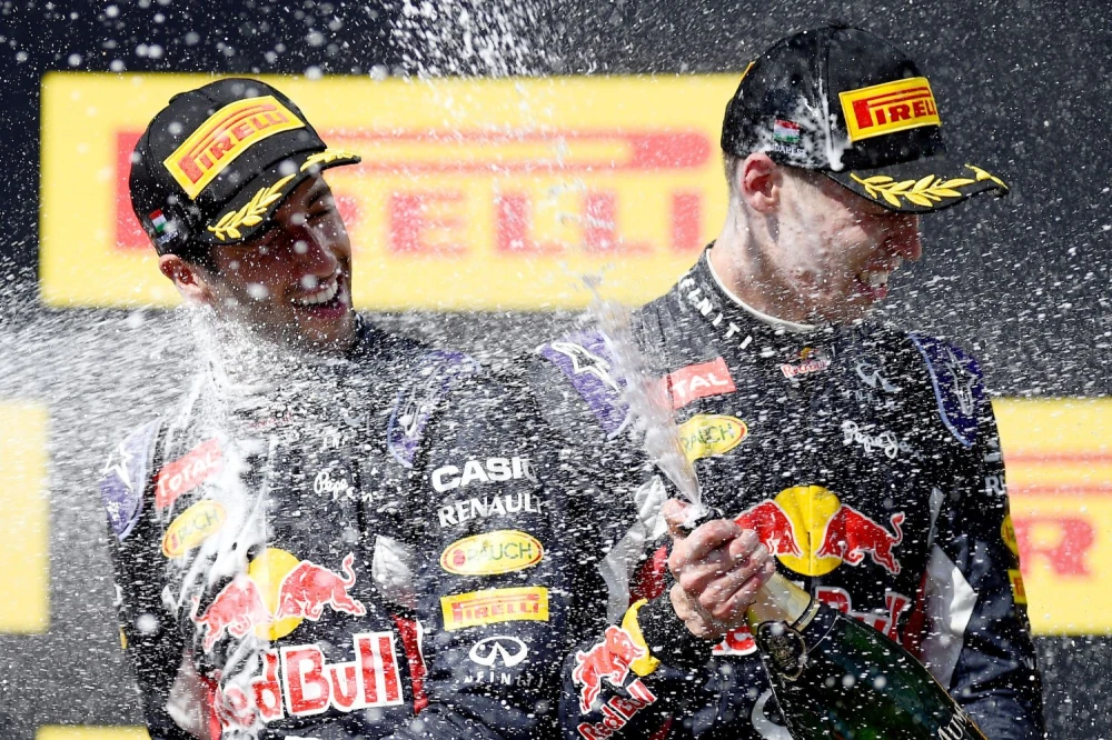 Daniil Kvyat a savouré avec son coéquipier son premier champagne en F1