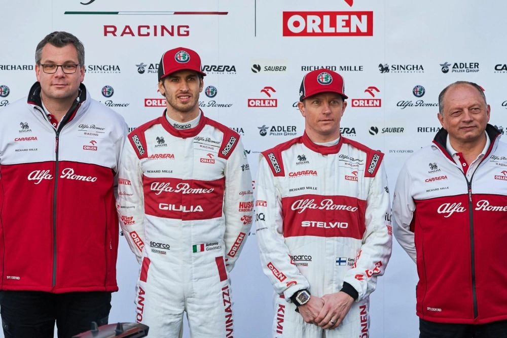 Si l'Italien n'hésite plus à se montrer très critique envers son équipe, il se félicite d'avoir eu Kimi Räikkönen pour équipier