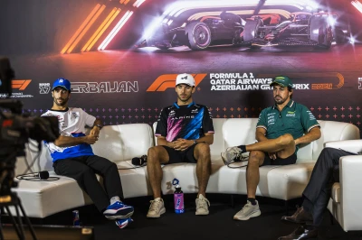 Motorsinside-Dan-Schiumarini-Bakou-Jeudi-151026