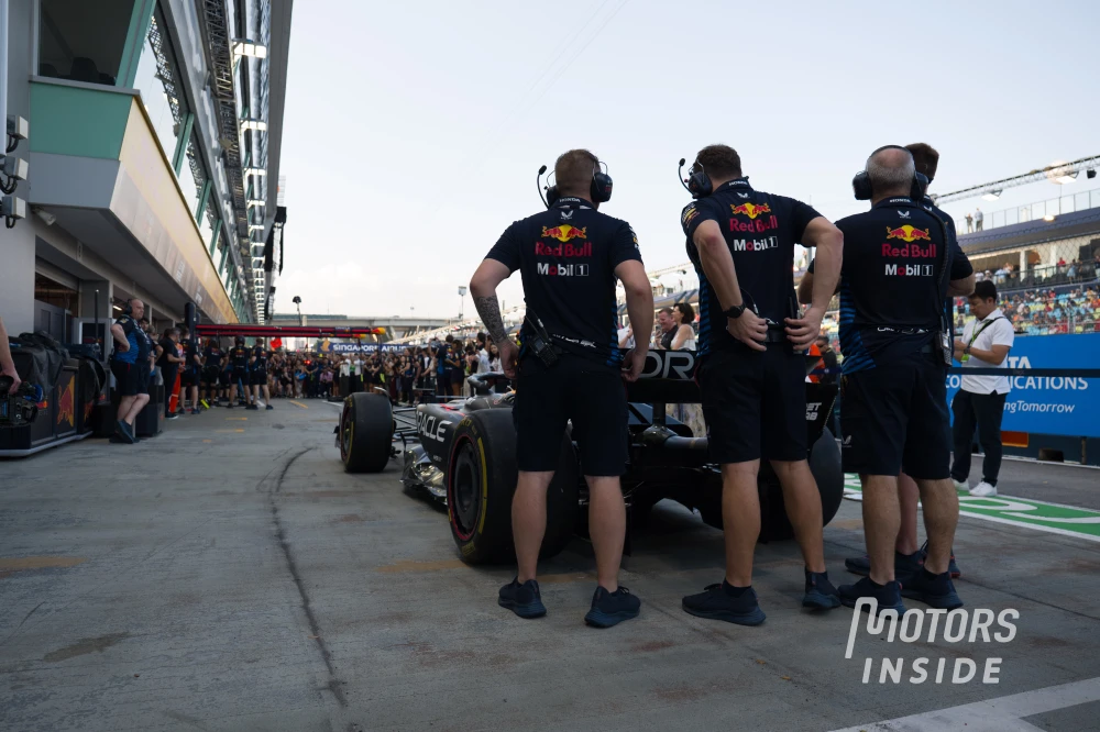 Adjustments to the single-seaters in the Parc Fermé are very limited for the teams.