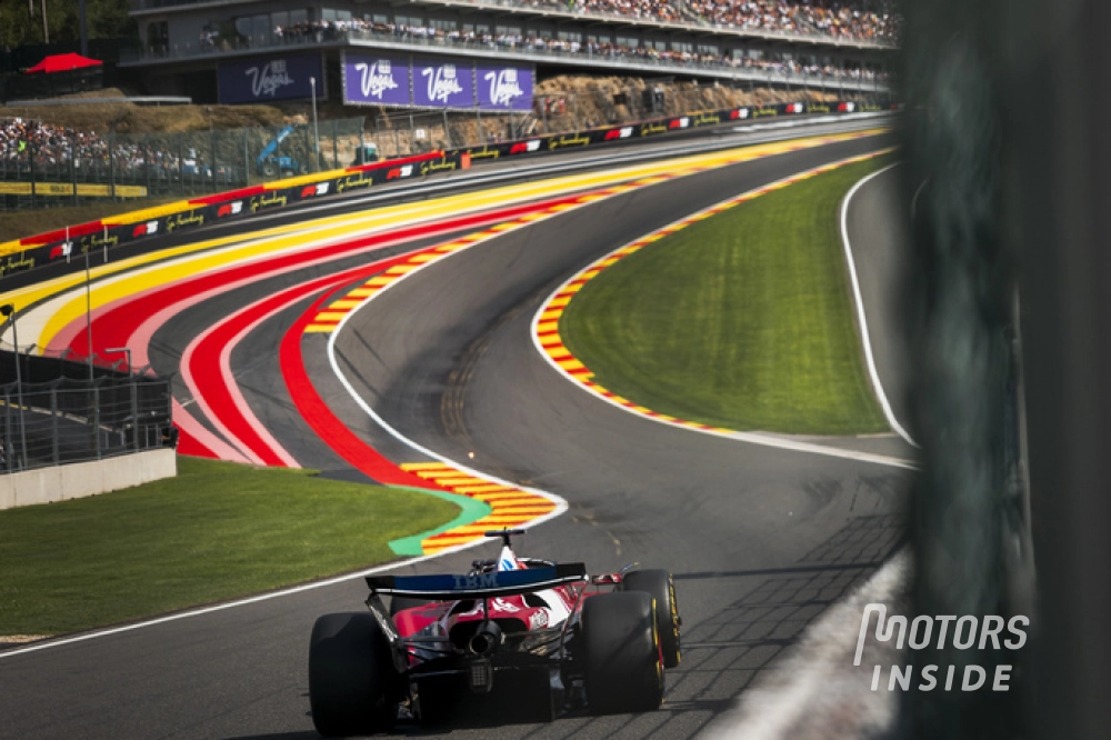 Charles Leclerc lors des qualifications à Spa