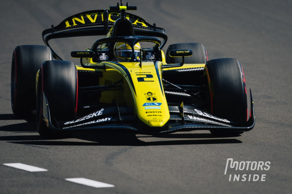 Roman Stanek en piste à Silverstone