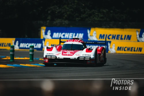 La Porsche #6 est rapidement remontée dans la hiérarchie.