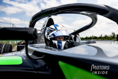 F1 Academy – Course 1 : Doriane Pin remporte la première course au Canada et prend la tête du championnat