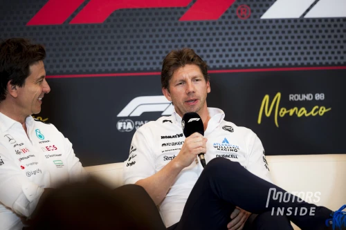 James Volwes lors de la présentation F1 2025.