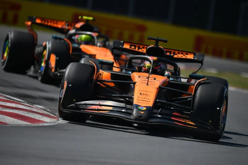 Les deux McLaren en lutte lors du Grand Prix du Canada