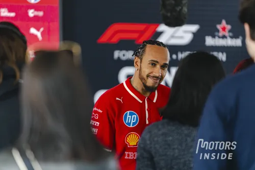 Lewis Hamilton tentera de convertir sa pole en victoire lors de la course sprint de samedi matin.