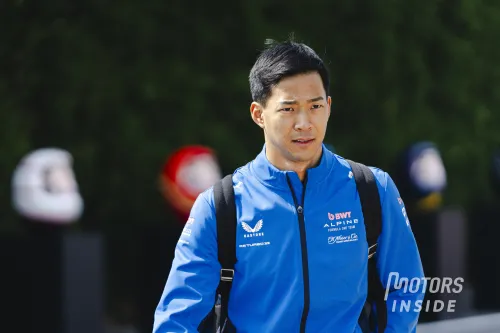 Hirakawa dans le paddock du Grand Prix du Japon sous les couleurs d'Alpine.