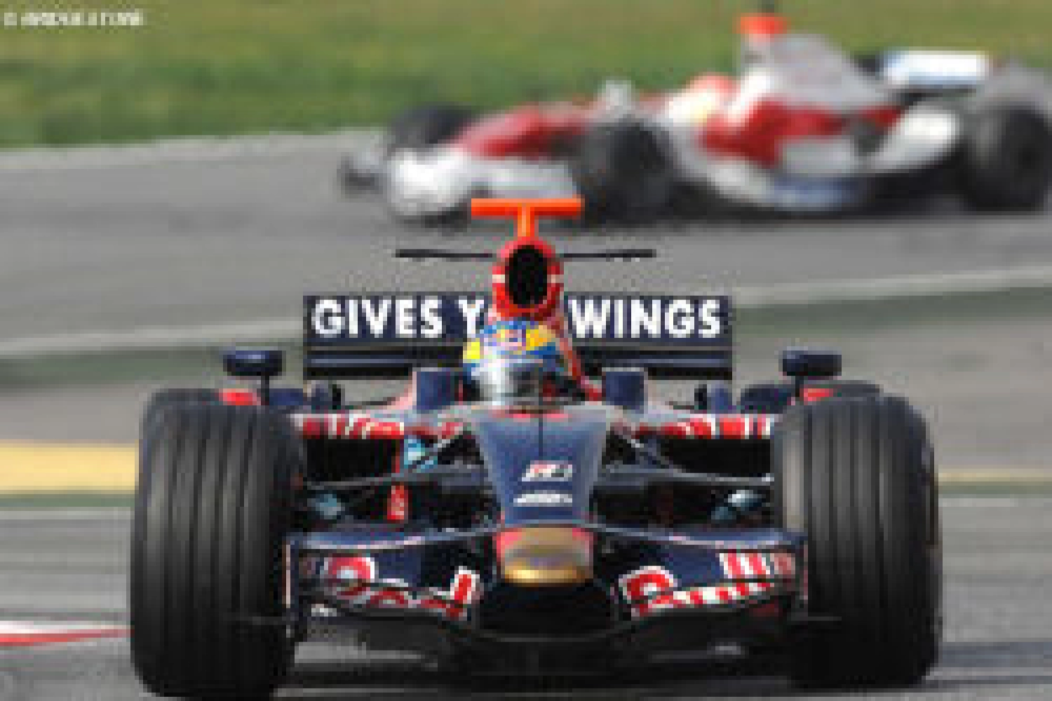 Essais Libres 1 – Toro Rosso à sang et à feu dans l’arène espagnole