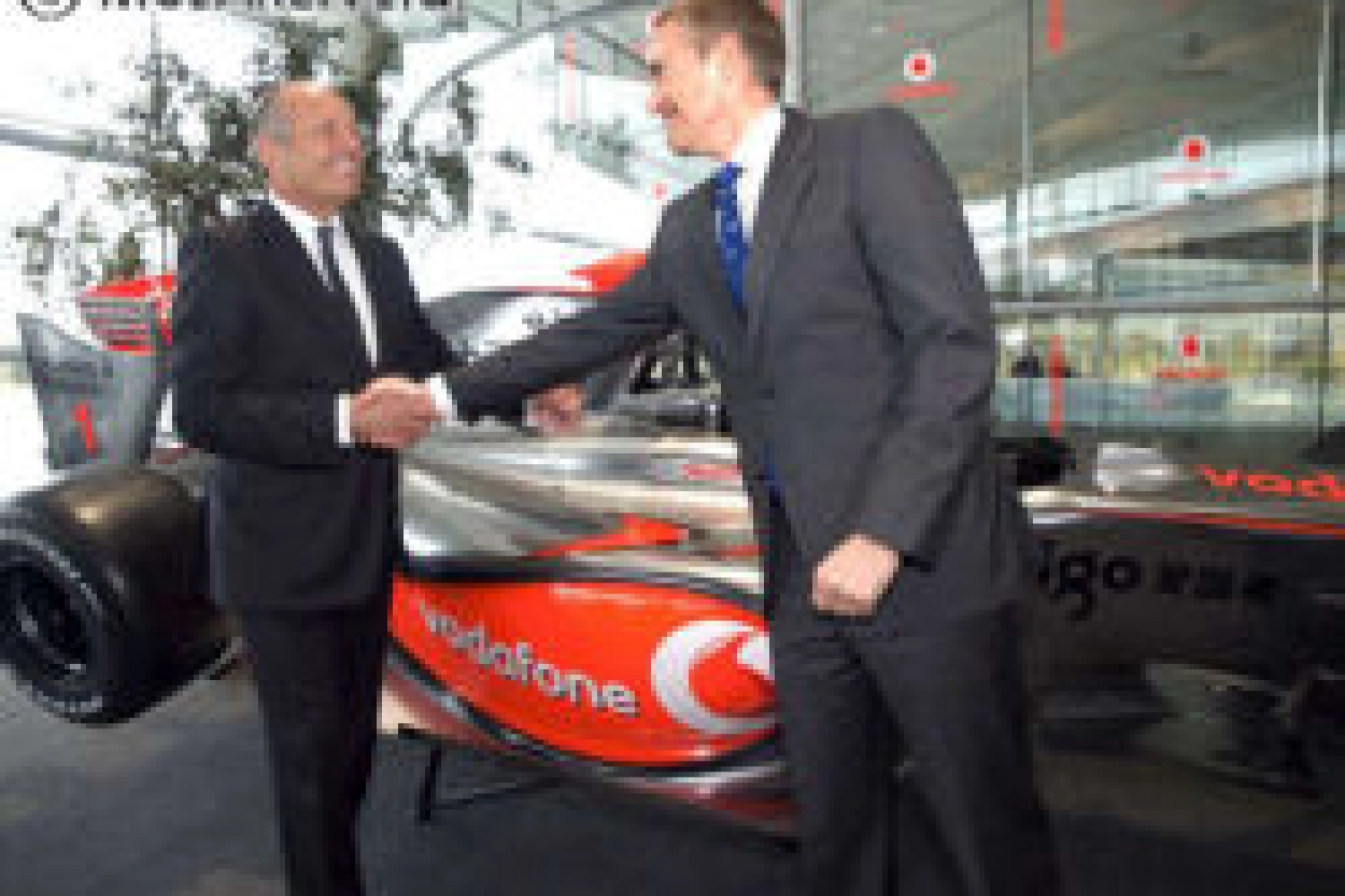 Ron Dennis redéfini sa position au sein de McLaren