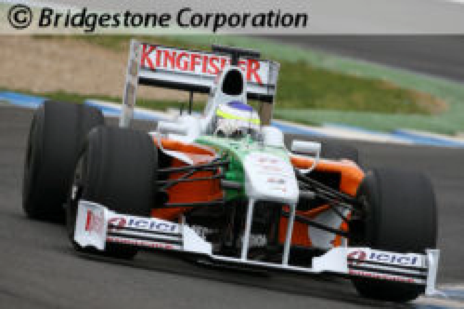 Course: Raikkonen remporte la victoire devant Fisichella !