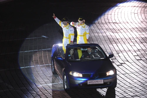 Renault Roadshow en Roumanie avec Grosjean et Di Grassi