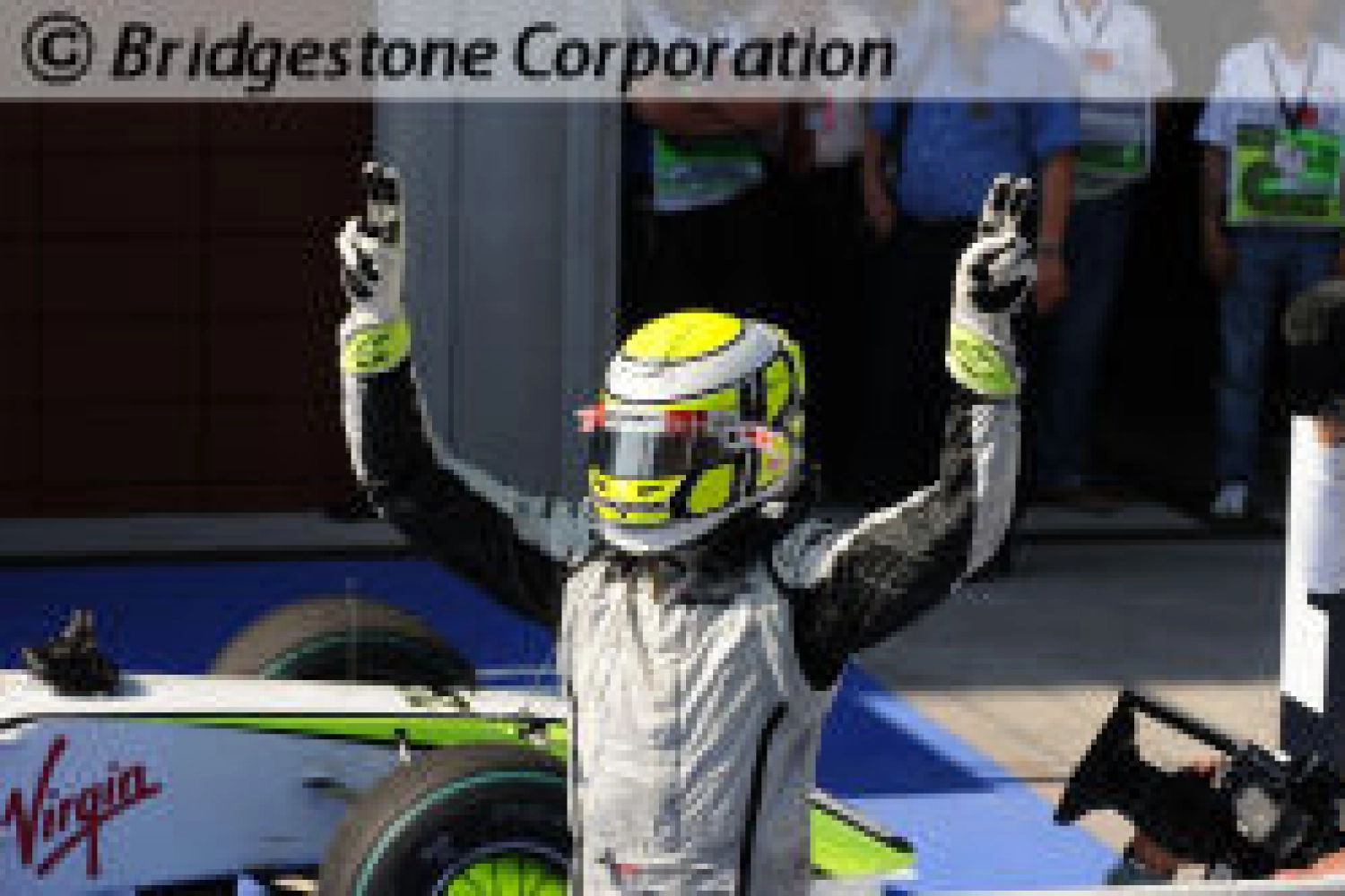 Jenson Button honoré par la Reine d’Angleterre