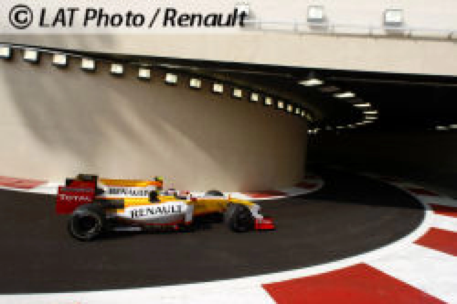 Abu Dhabi maintient son tunnel de sortie des stands