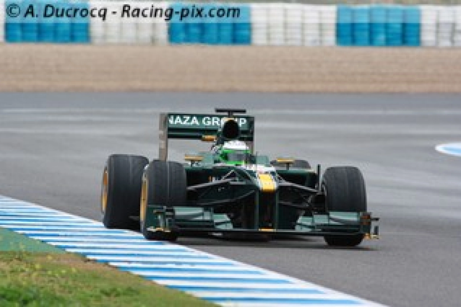 Lotus veut se mettre au français