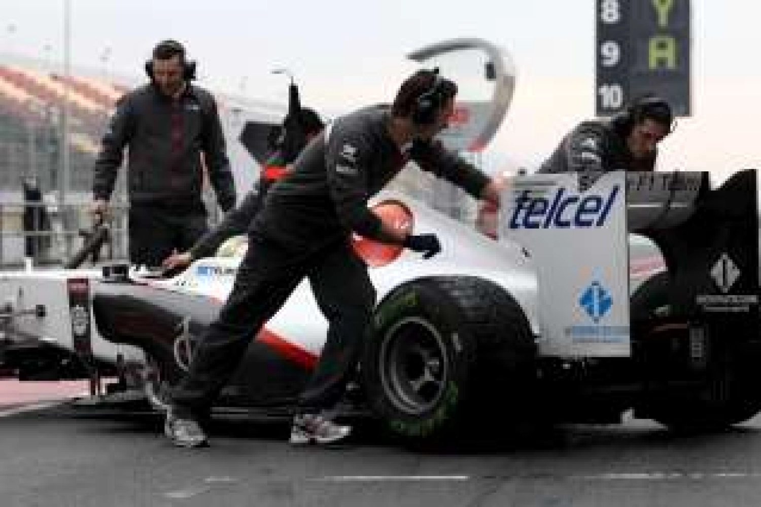 Samedi : Sauber visera les points en course