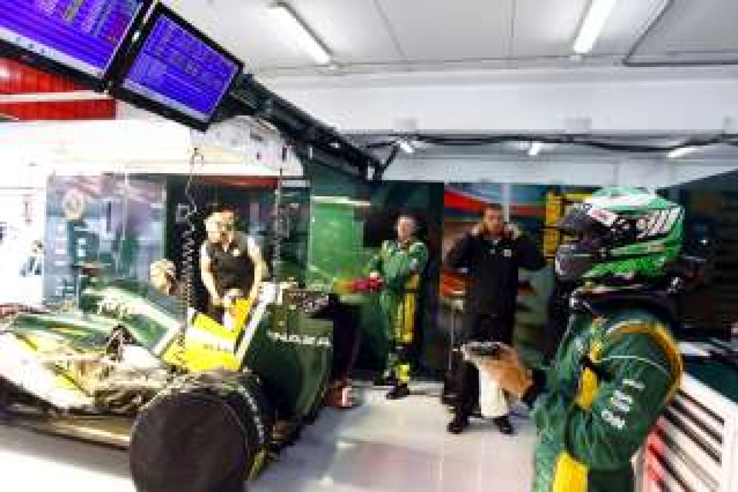Vendredi : Kovalainen continue à mettre le feu à Singapour