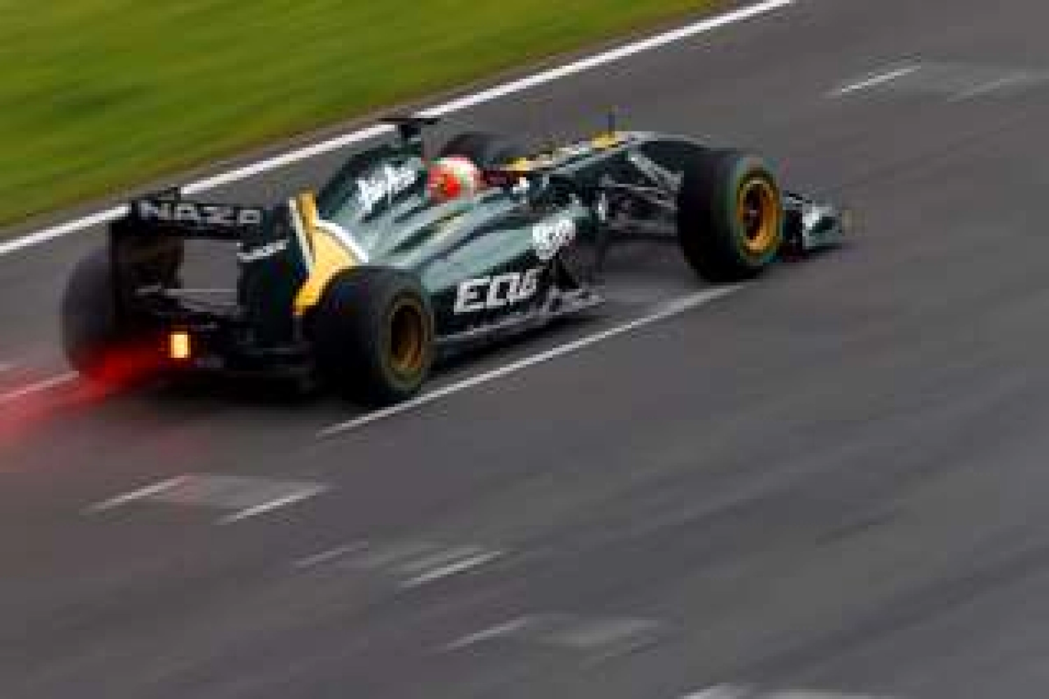 Vendredi : Team Lotus espère la pluie