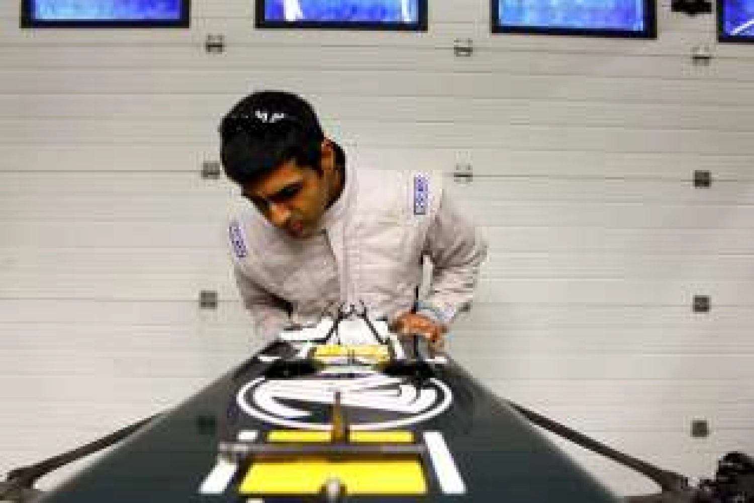 Karun Chandhok espère être sur la grille en Inde
