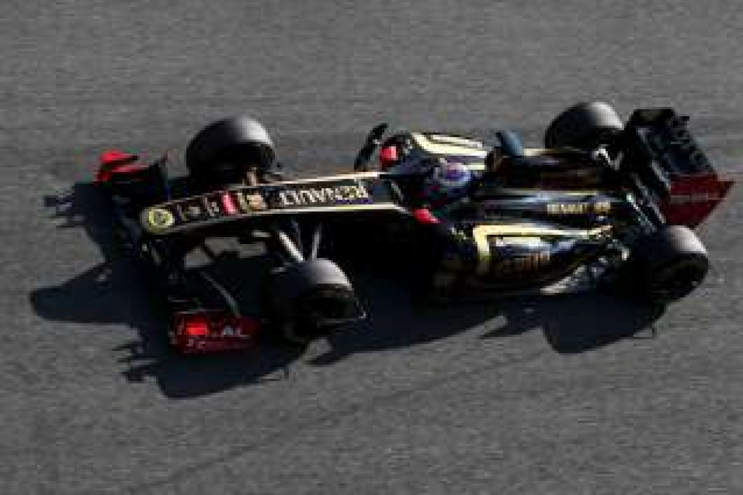 Vendredi : les nouveautés marchent bien chez Lotus Renault GP