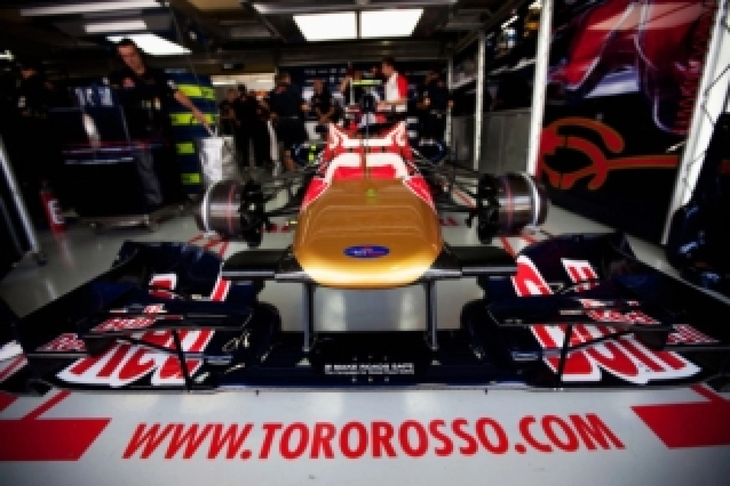 Vendredi : Toro Rosso est compétitive avec les intermédiaires