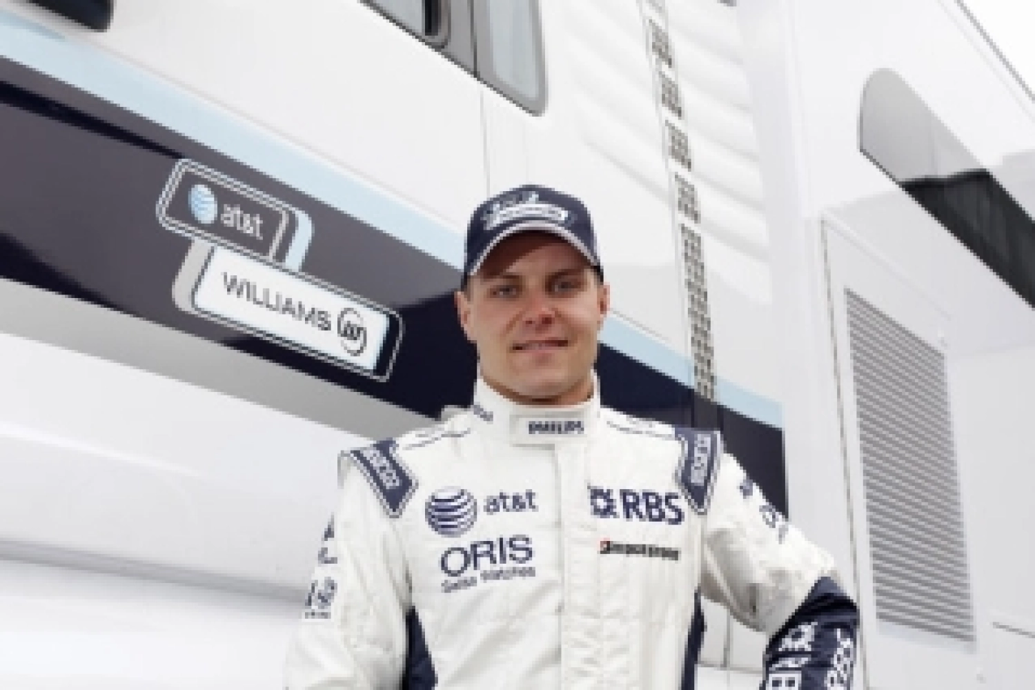Bottas veut plus d’essais pour les jeunes pilotes
