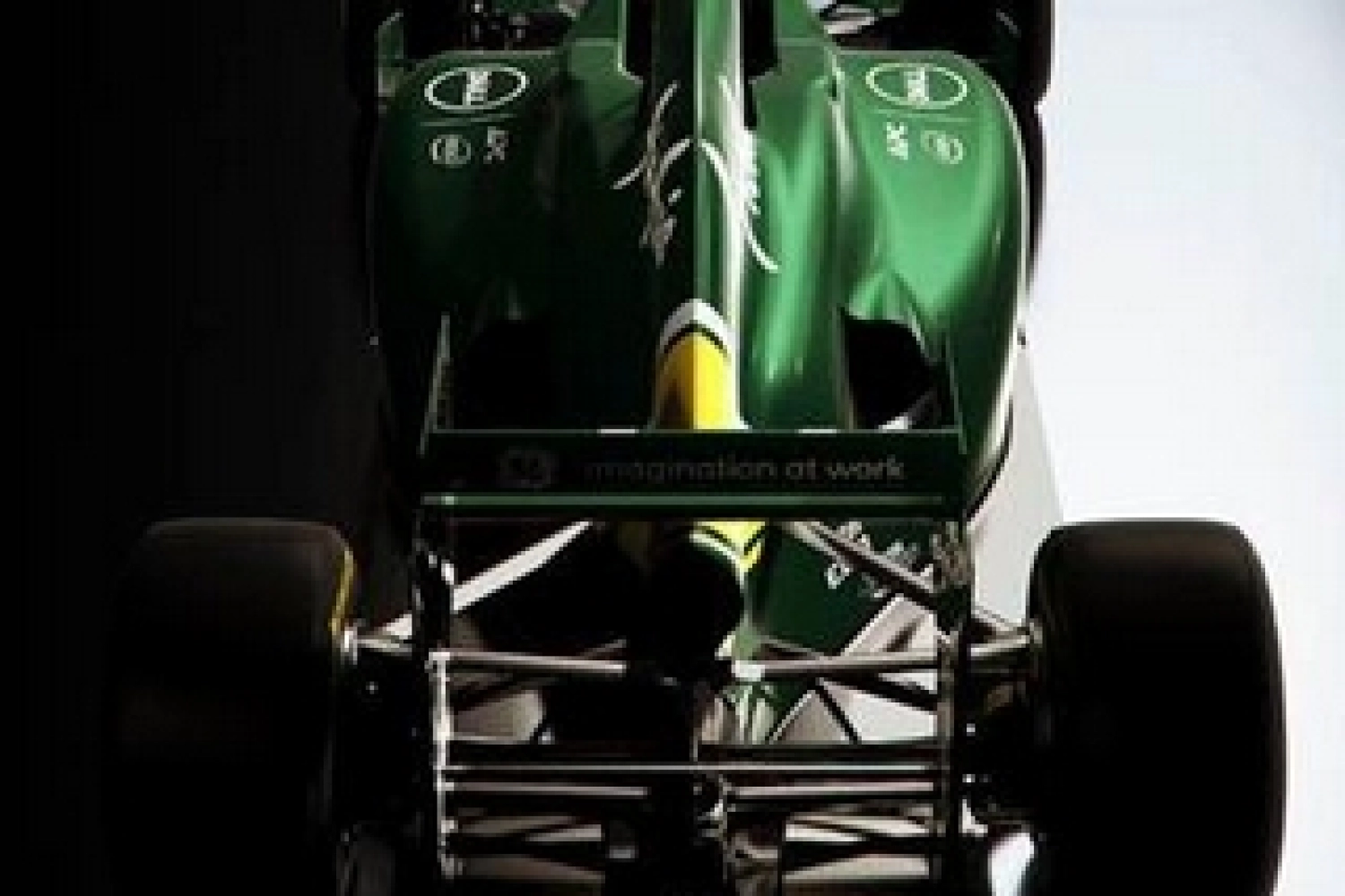 Caterham lève officiellement le voile sur la CT01