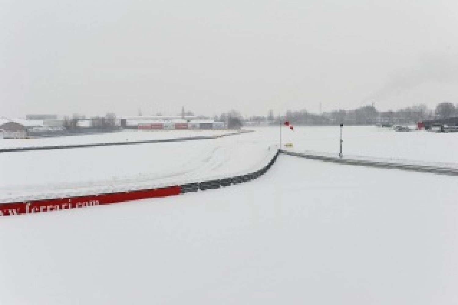 Les premiers essais de Ferrari retardés par la neige ?