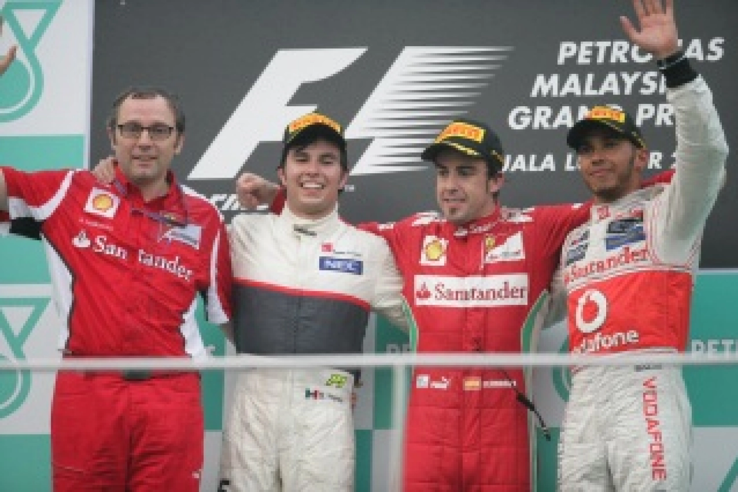 Malaisie – Course : Alonso devance Pérez dans le chaos !