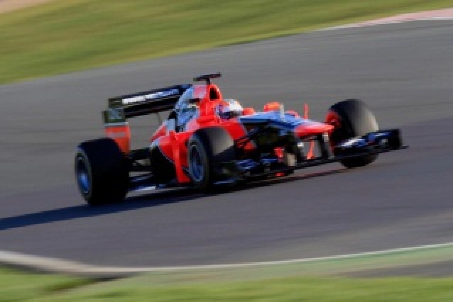 Vendredi : la fiabilité freine Marussia