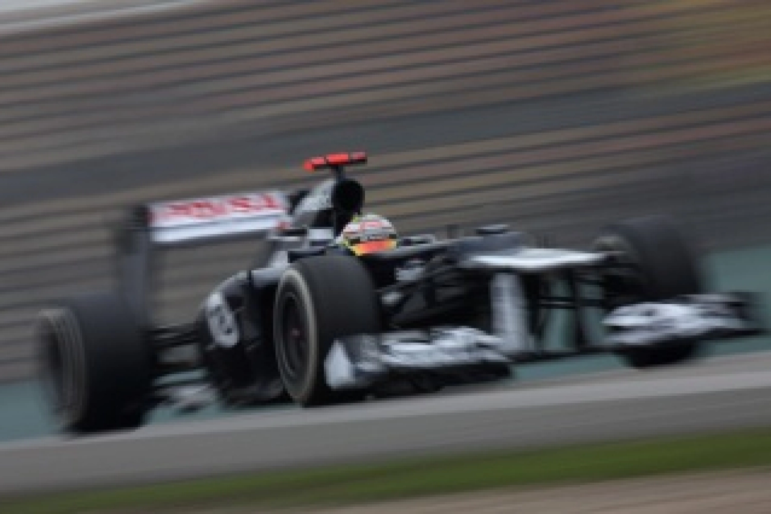 Vendredi : Journée productive pour Senna, difficile pour Maldonado