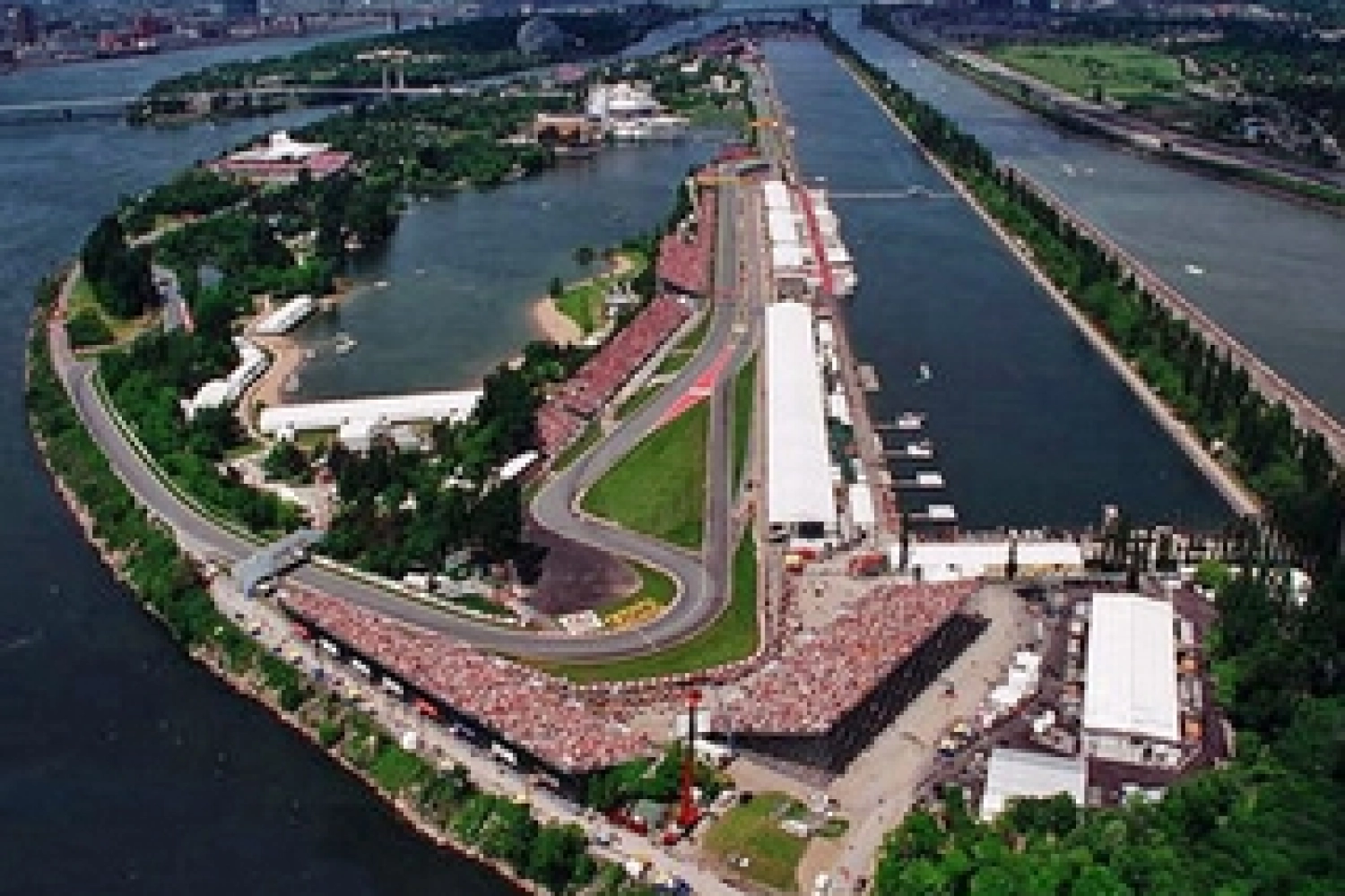 "Bienvenue au Québec", un oeil technique sur le circuit supersonique de Montréal