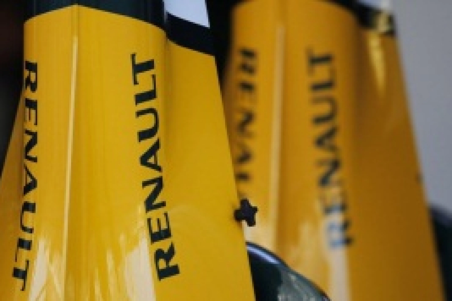 Renault s’excuse auprès de Red Bull et Lotus