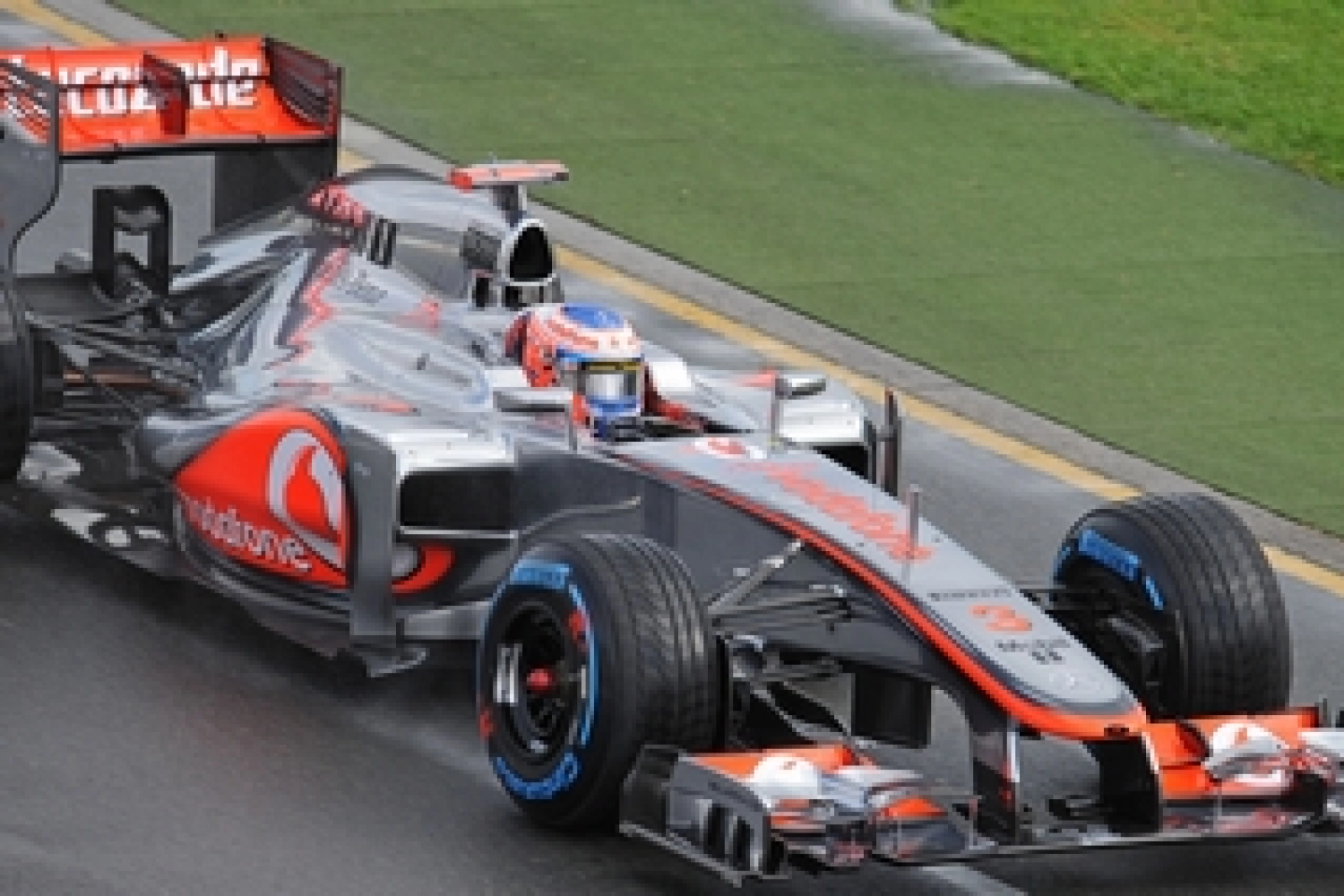 Allemagne – Essais Libres 1 : Button sous les nuages