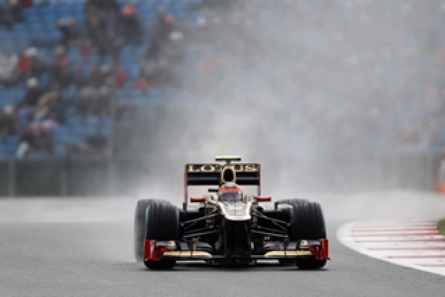 Vendredi : Un nouveau package intrigant sur la Lotus de Räikkönen