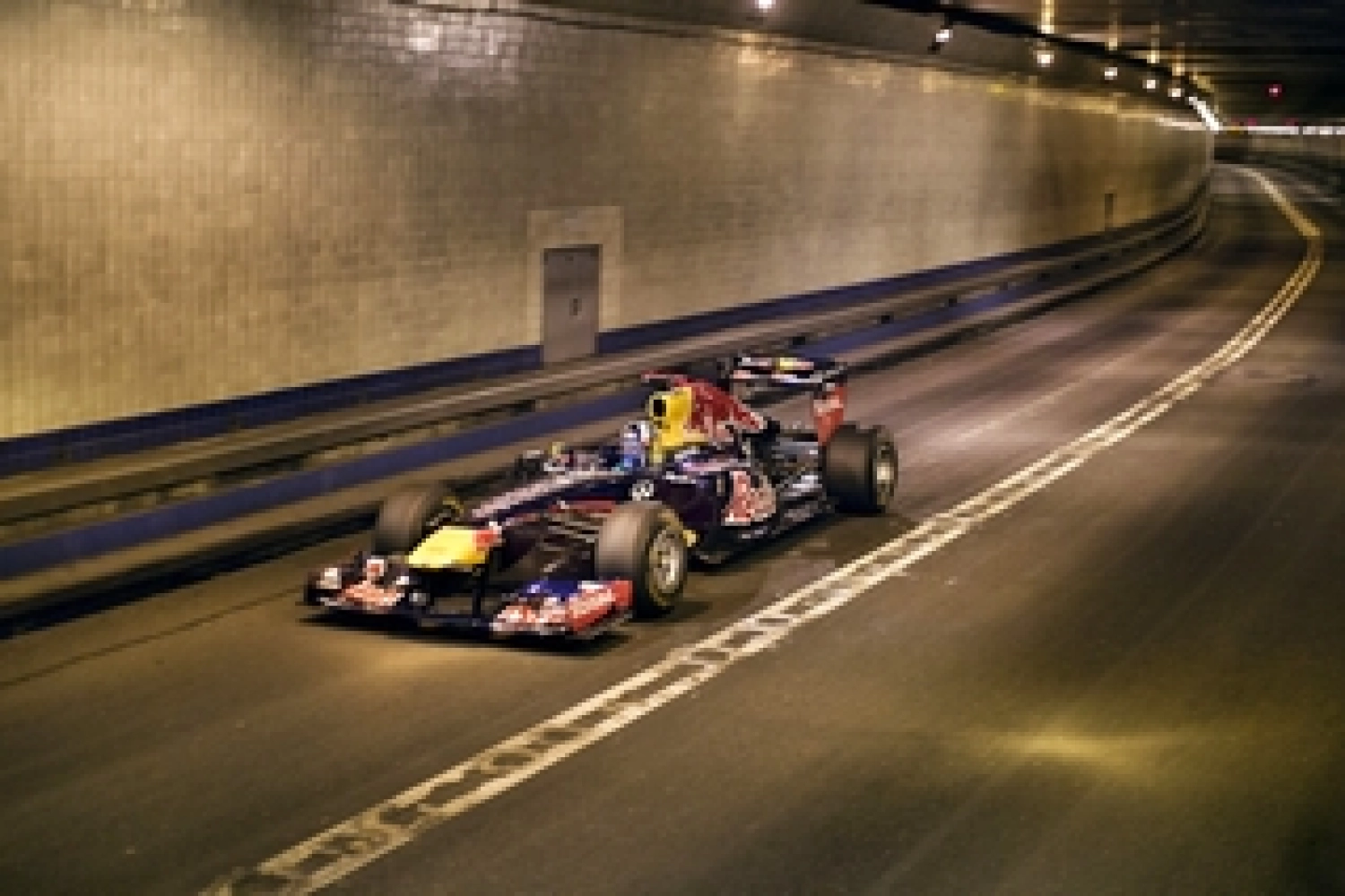 Coulthard et Montagny piloteront une Red Bull et une Renault dans les rues de Marseille
