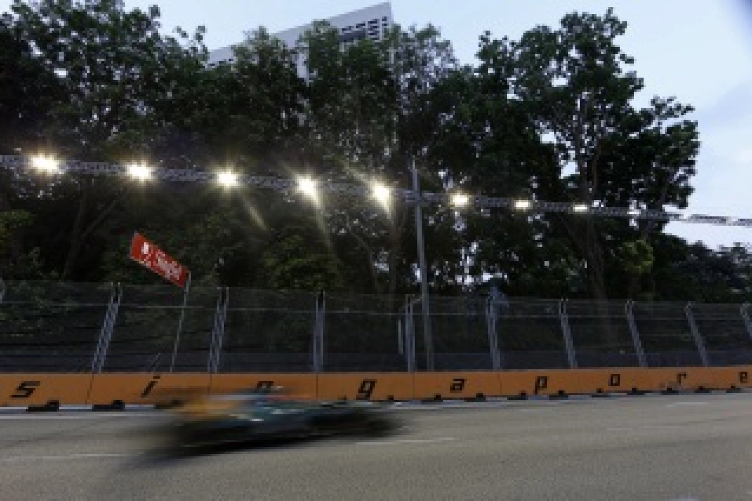 Dimanche : L&rsquo;écurie Caterham repart de Singapour déçue