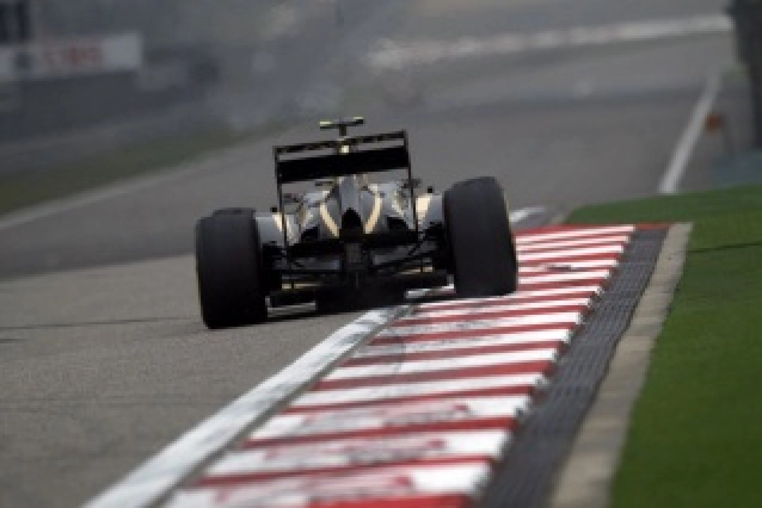 Lotus satisfaite de ses échappements Coanda