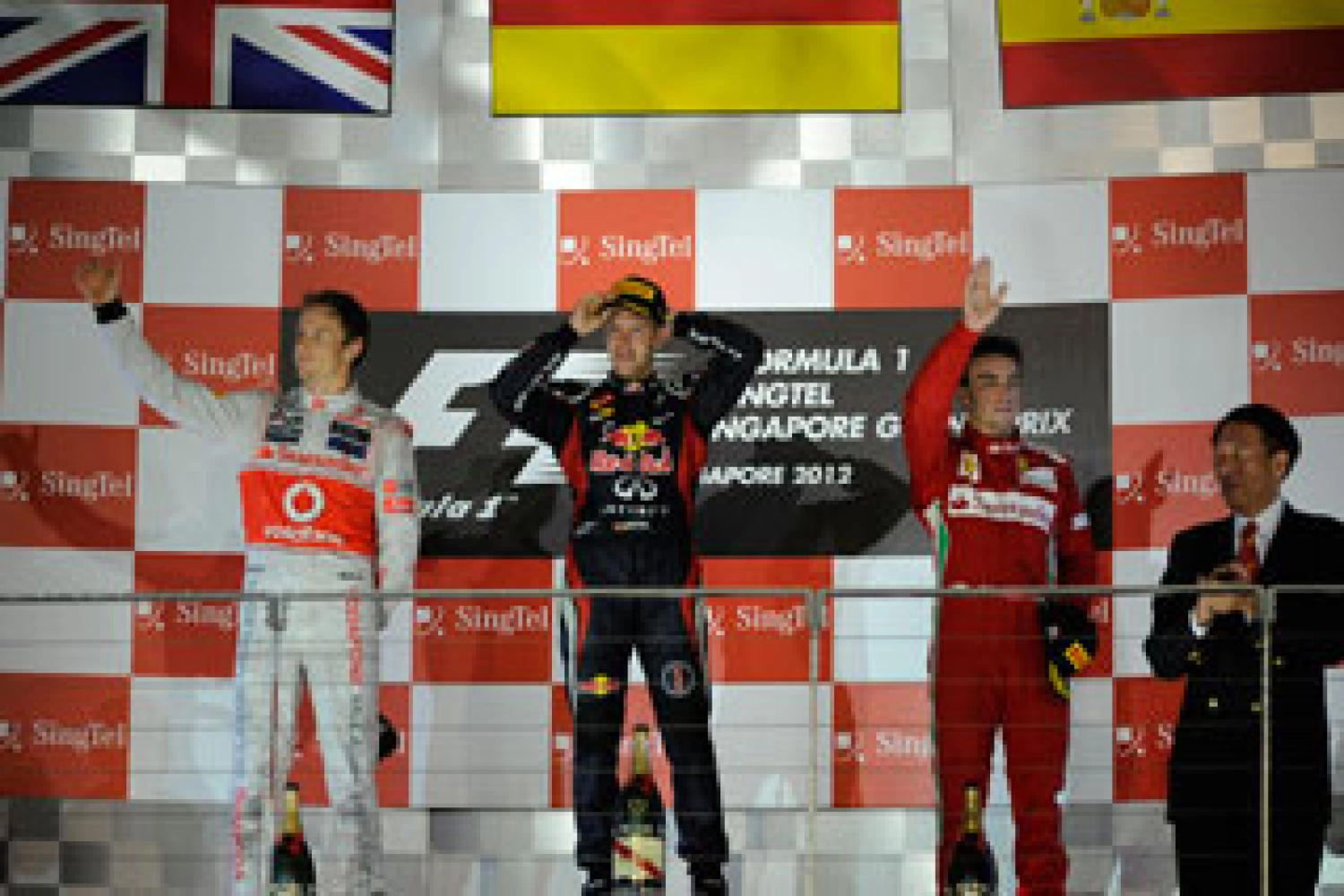 Singapour – Course : Vettel, la nuit du chasseur !