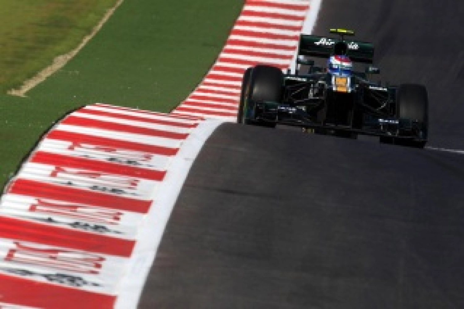 Dimanche : Caterham reprend le dessus face à Marussia en course